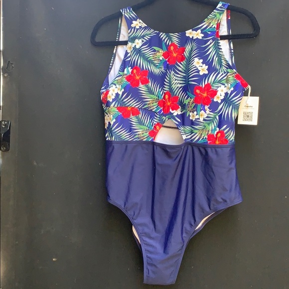 Cupshe Other - Cupshe open back swim suit size XXL